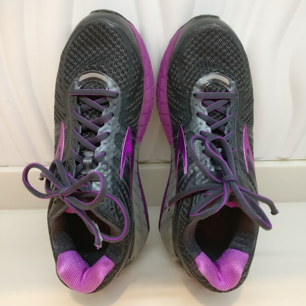 Brooks DNA Ariel 16 Women US Size 10 Gray Purple Lace Up Running Shoes NEAR MINT